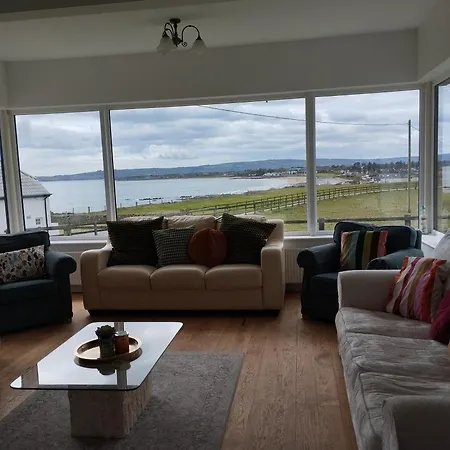 Clonea Beach Holiday home